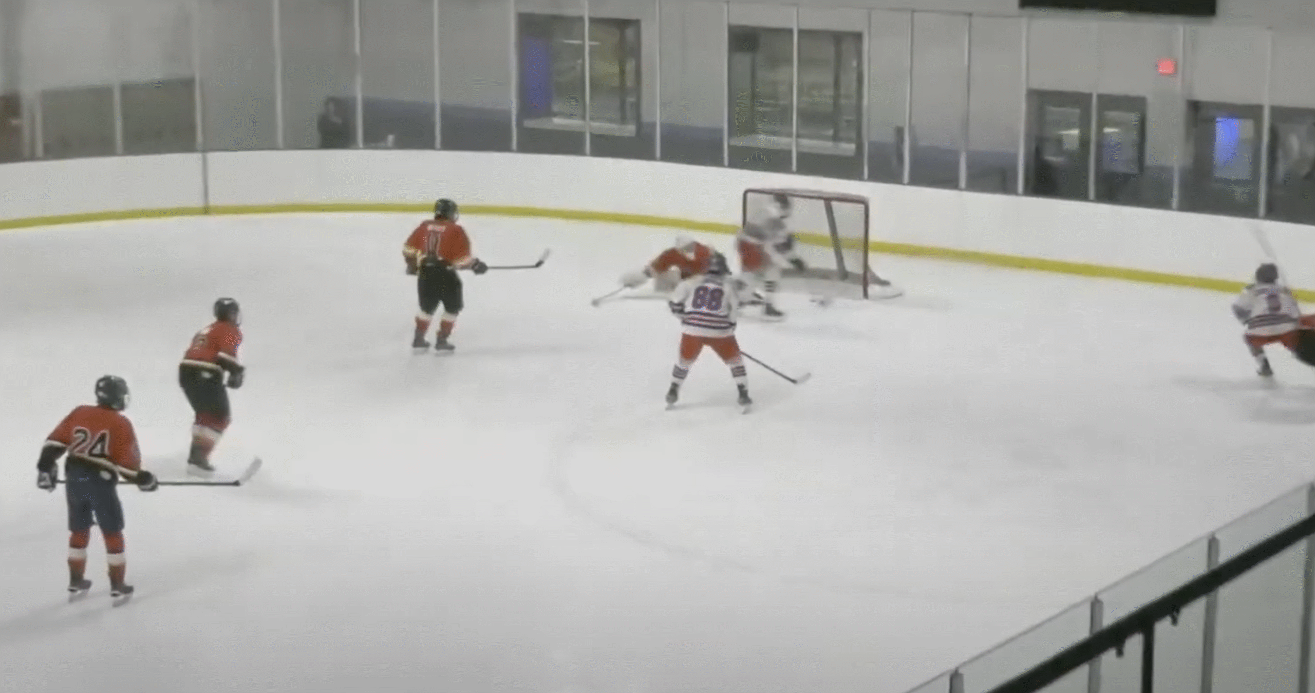 You are currently viewing Bulls Blank T-Birds in Playoff Opener